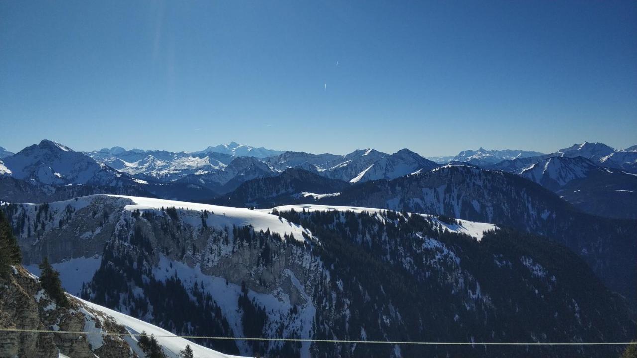 Appartement T2 A Bernex Avec Wifi, Vue Sur Montagne Exterior photo
